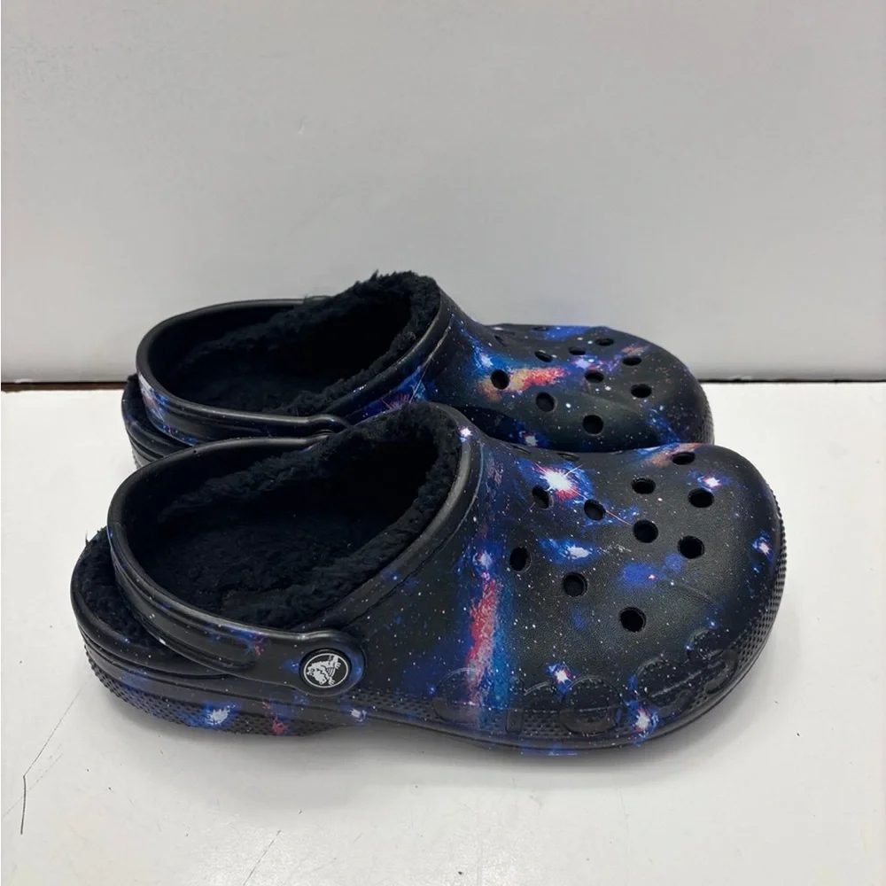 Crocs Men's and Women's Unisex Baya Lined Clogs   Men’s size 5, women’s size 7